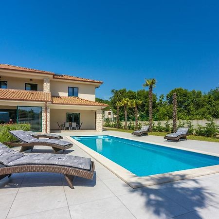 Villa Palma With Heated Private Pool Podhum Zewnętrze zdjęcie