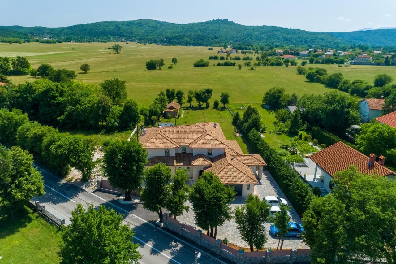 Villa Palma With Heated Private Pool Podhum Zewnętrze zdjęcie